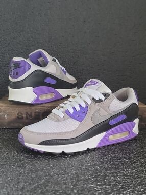 Nike Air Max 90 'Hyper Grape' Wmns 8 Good Condition Fast Shipping